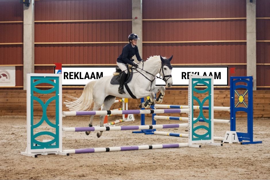 tori hobusekasvanduse reklaam