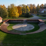 Avar areen Eesti Põllumajandusmuuseumis Ülenurmes, sobiv kontsertideks, laatadeks ja suuremateks sündmusteks Tartu lähedal.